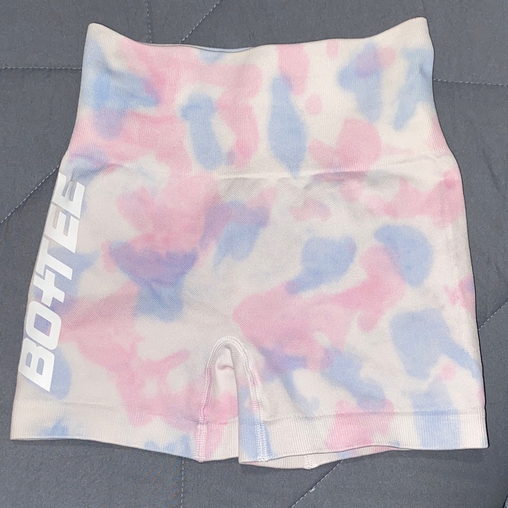 High-Waist Tie-Dye Bike Shorts — Pink & Blue
